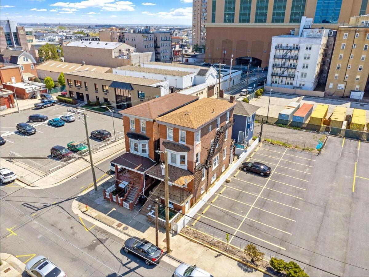 Luxury 8 Bedroom House, Steps To Tropicana, Beach And Boardwalk! アトランティックシティー エクステリア 写真