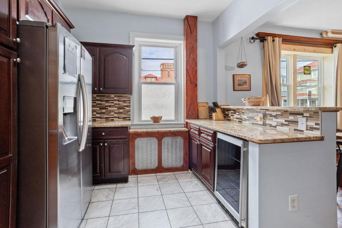 Luxury 8 Bedroom House, Steps To Tropicana, Beach And Boardwalk! アトランティックシティー エクステリア 写真