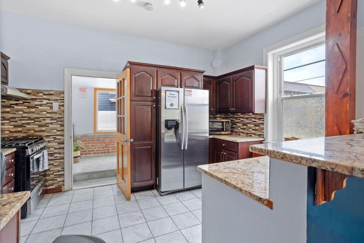 Luxury 8 Bedroom House, Steps To Tropicana, Beach And Boardwalk! アトランティックシティー エクステリア 写真